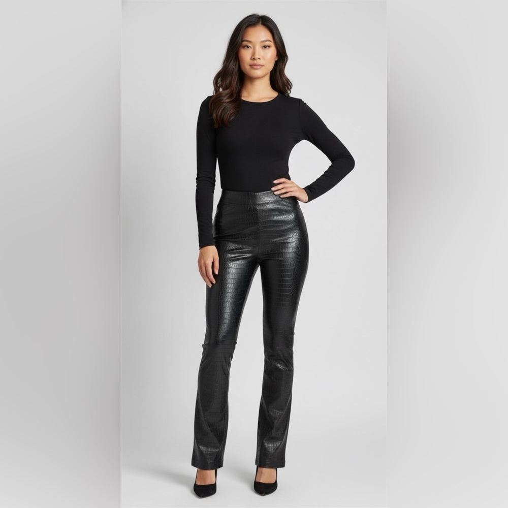 Max Studio Women’s Leatherette Pants Black ~New~
